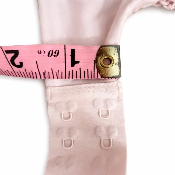 Lululemon Pink Nude Strappy Bra Athleisure Wear Workout Yoga Lagree Pilates - Picture 7 of 11